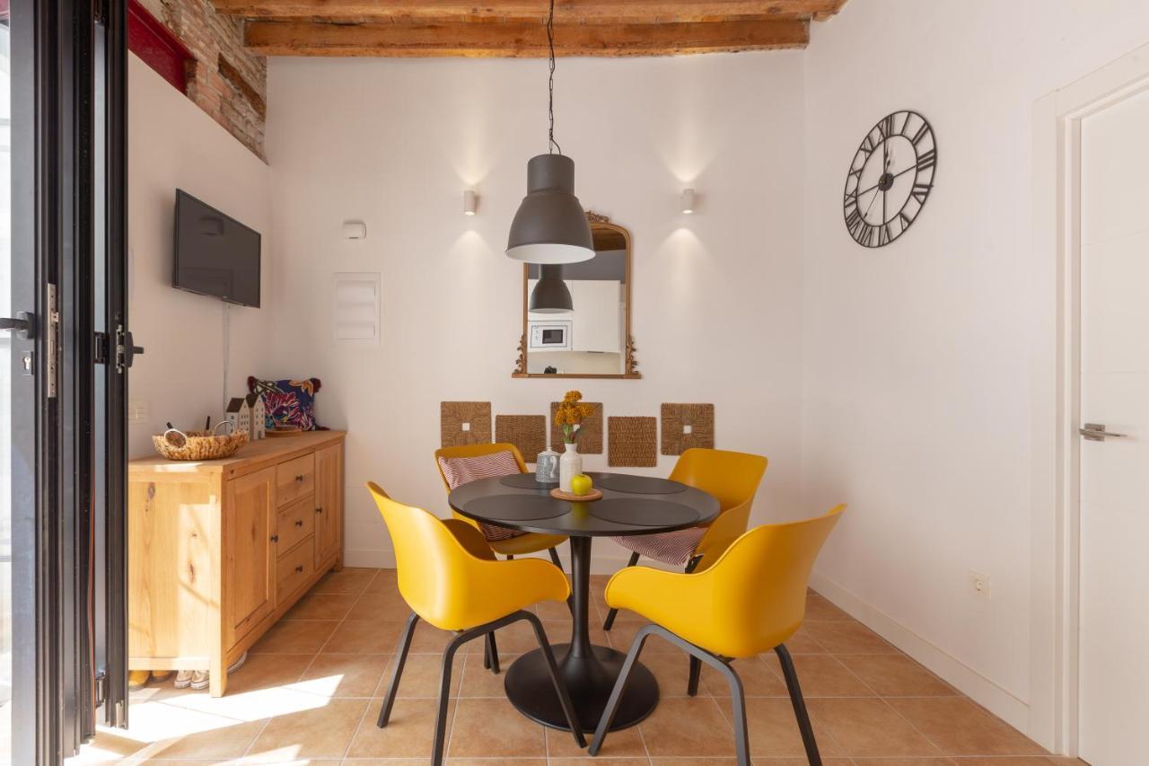 Precioso Apartamento Con Patio Y Dos Habitaciones En El Barrio De Picasso Málaga Exterior foto