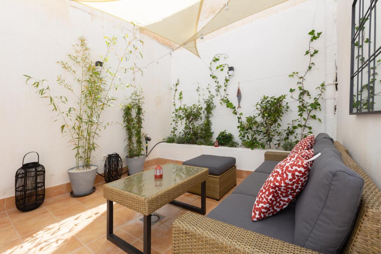 Precioso Apartamento Con Patio Y Dos Habitaciones En El Barrio De Picasso Málaga Exterior foto